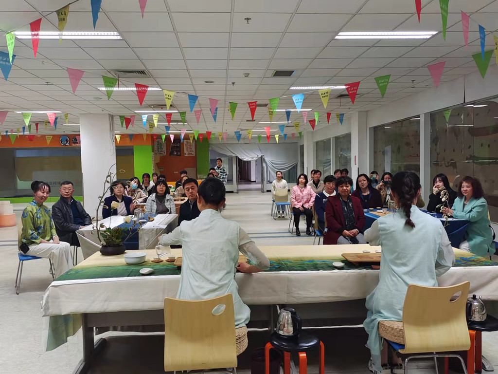 图书馆分工会举办“茶韵飘香”主题活动 图书馆分工会举办“茶韵飘香”主题活动
